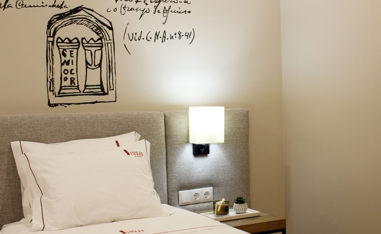 Room 1932